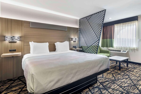 مكتب ومكواة/لوح كي وأسرّة أطفال/رضّع (مجانًا) وواي فاي مجانًا