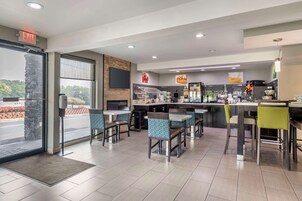 Desayuno continental incluido todos los días 