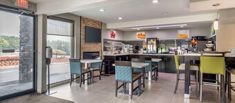 Quality Inn & Suites Athens University Area