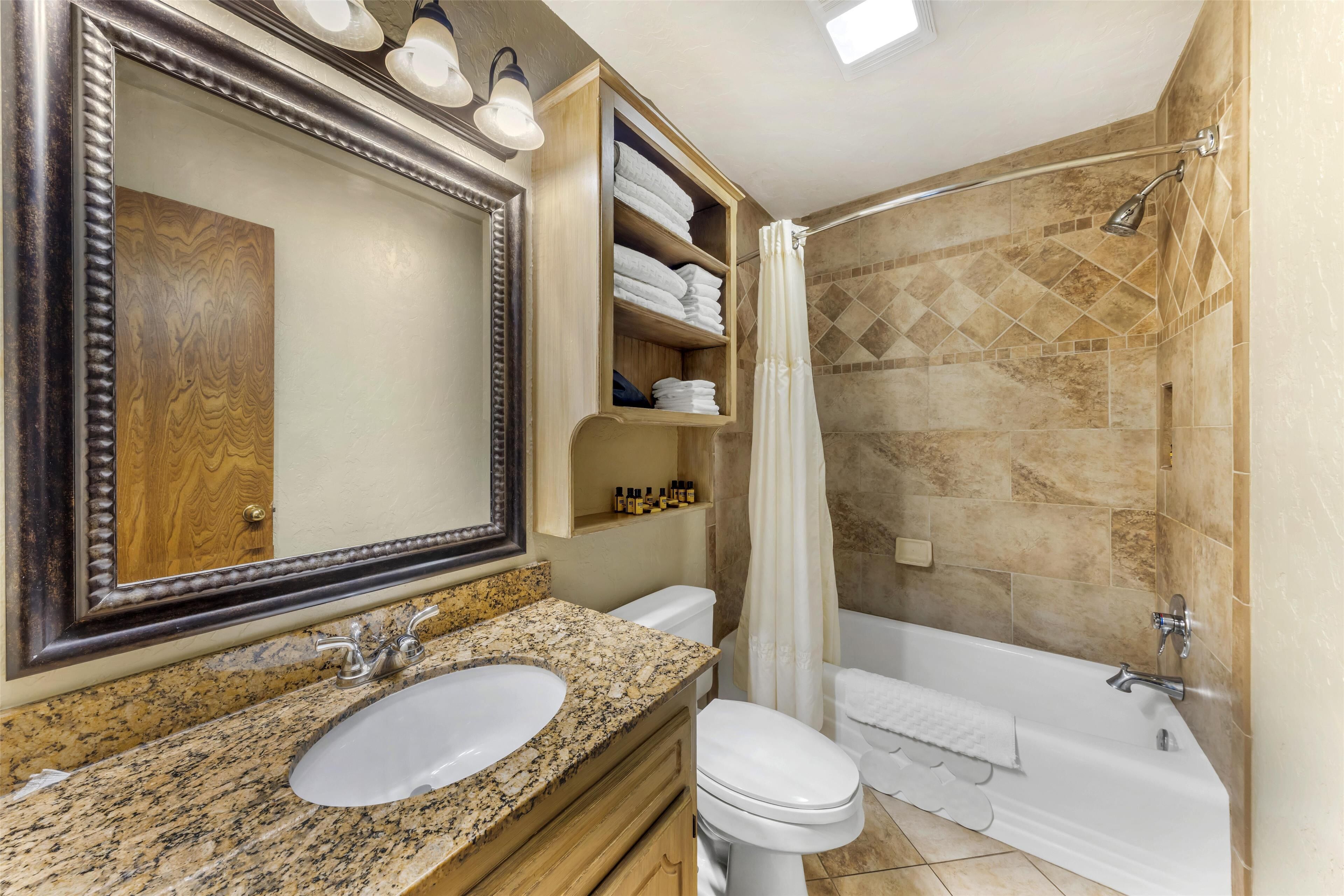 suite, multiple beds, non smoking, refrigerator & microwave (with sofabed) | bathroom | free toiletries, hair dryer, towels