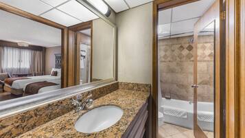 Standard Room, 2 Queen Beds, Non Smoking, Refrigerator & Microwave | Bathroom