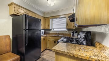 Suite, Multiple Beds, Non Smoking, Refrigerator & Microwave (with Sofabed) | Pillowtop beds, desk, iron/ironing board, cribs/infant beds
