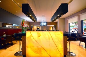 Bar (on property) - Hotel Belas Artes SP Paulista - Managed by Accor (Sao Paulo)