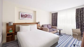 1 bedroom, desk, free cots/infant beds, free WiFi