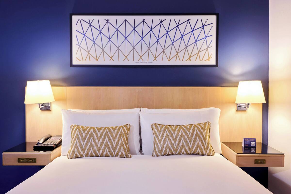 Standard Double Room | In-room safe, desk, laptop workspace, iron/ironing board