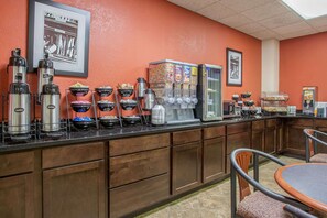 Free daily continental breakfast 