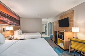Room, 2 Queen Beds, Non Smoking