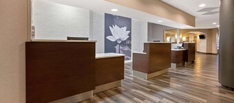 La Quinta Inn & Suites by Wyndham Tacoma - Seattle