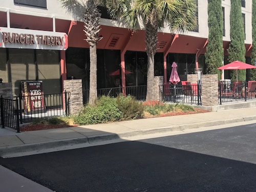 Holiday Inn Atlanta-Northlake by IHG