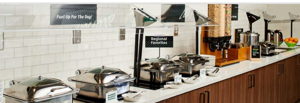 Déjeuner et souper servis sur place