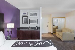 Habitación Deluxe, 1 cama King size, para no fumadores (Deluxe Executive Room) | Ropa de cama de alta calidad y caja de seguridad en la habitación 