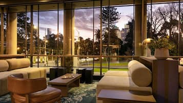 Garden views, serves lunch, dinner and happy hour