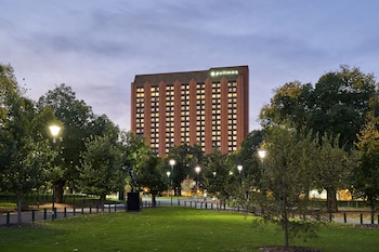 Pullman Melbourne on the Park