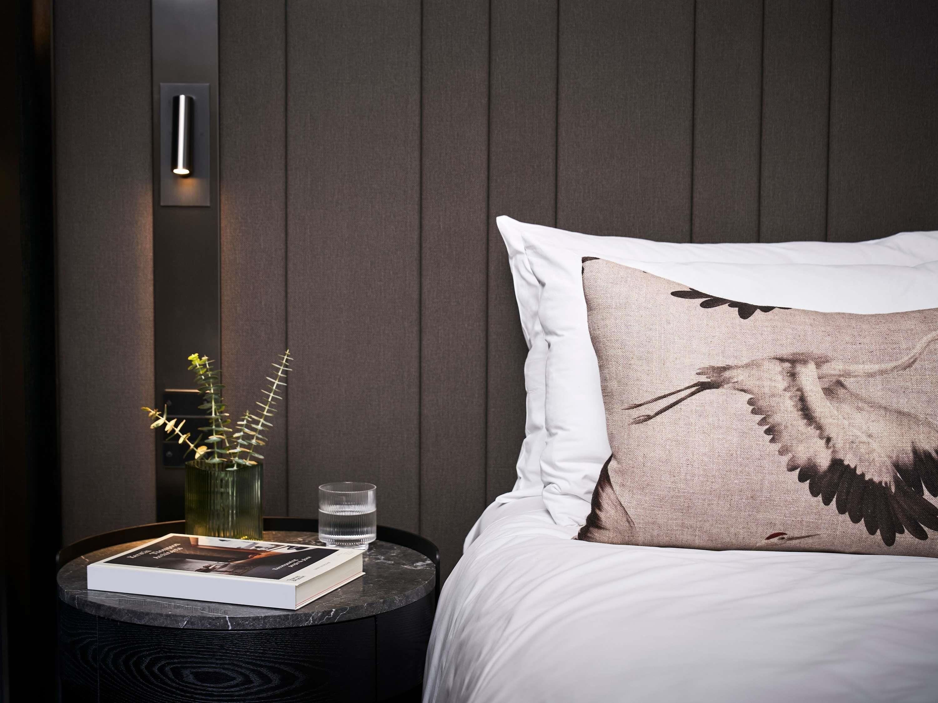 Literie de qualité supérieure, surmatelas, minibar