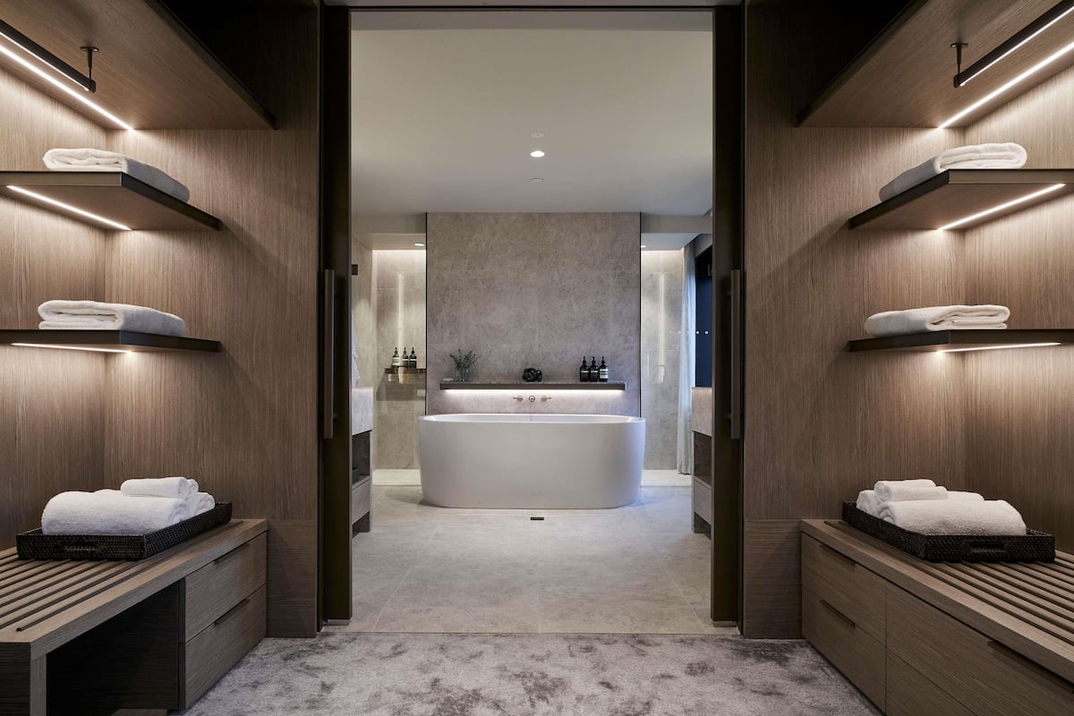 Vila, 1 cama King, acesso ao Club Lounge (William Clarke Sky) | 1 quarto, roupas de cama premium, frigobar, cofres nos quartos