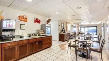 Petit déjeuner continental compris tous les jours