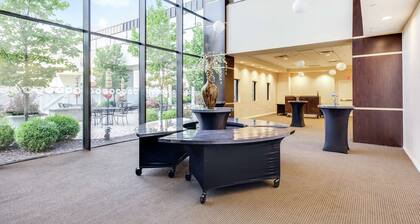 DoubleTree by Hilton Hotel Binghamton