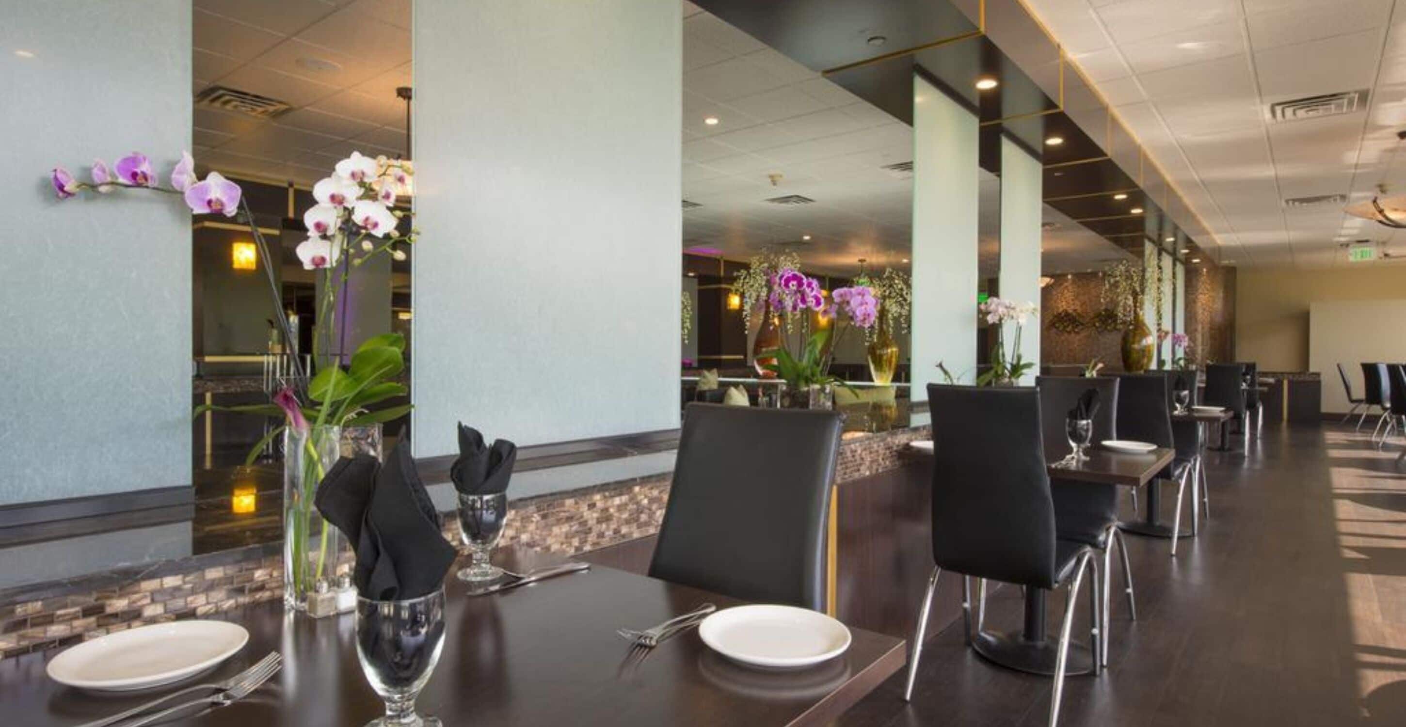 breakfast, lunch and dinner served