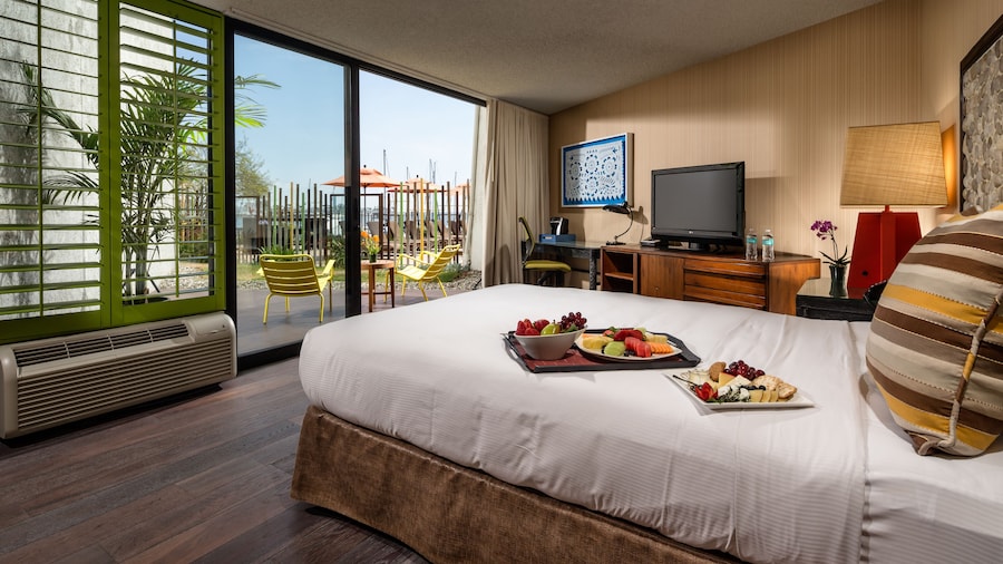 Hotel Maya