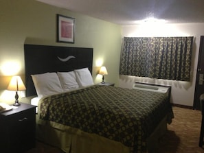 Desk, iron/ironing board, free WiFi, bed sheets