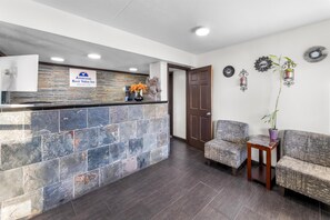 Lobby - Americas Best Value Inn Kansas City E Independence (Independence)
