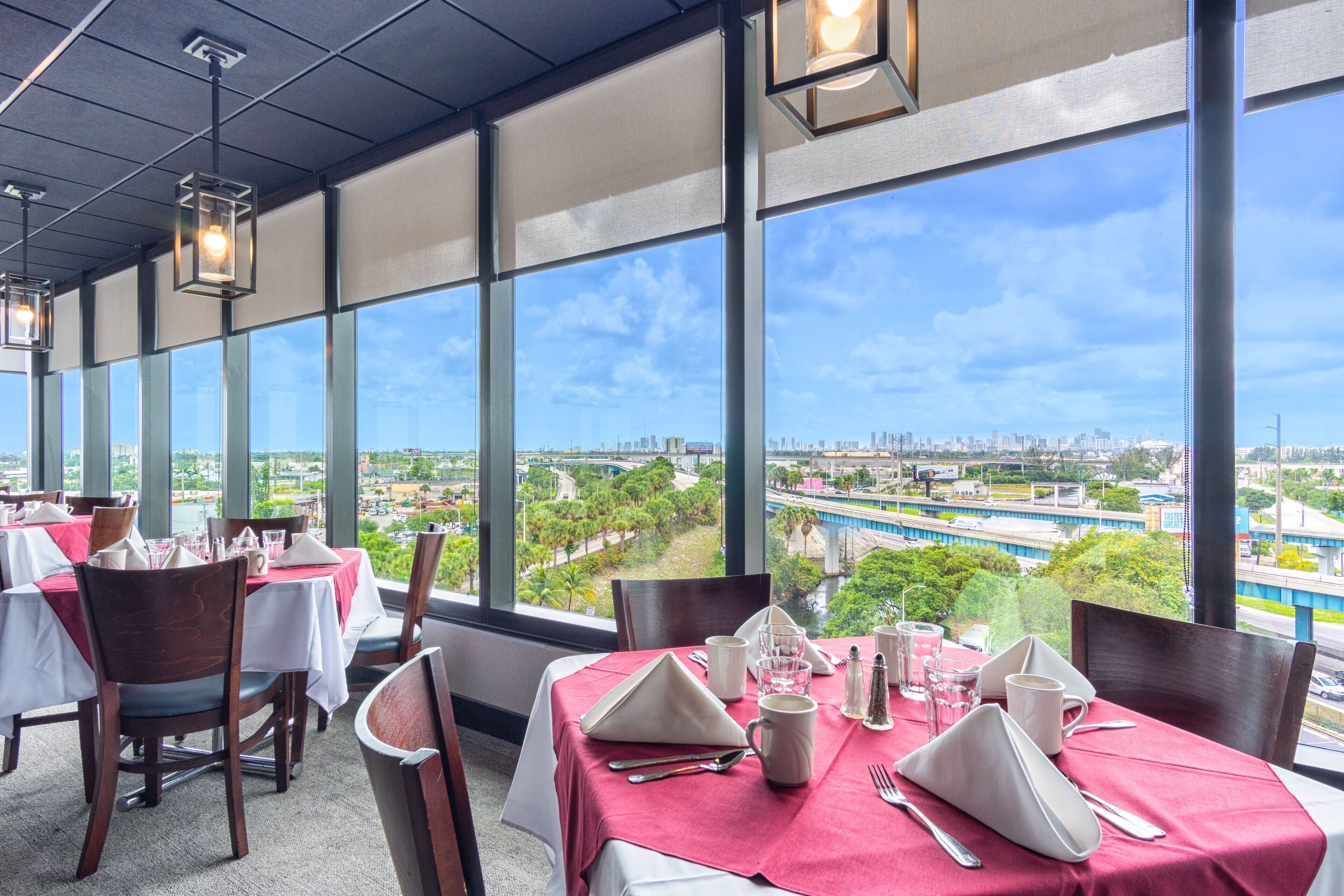 Photo - Holiday Inn Miami International Airport by IHG