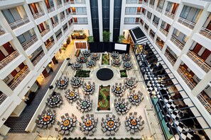 Lobby - Embassy Suites by Hilton Atlanta Buckhead (Atlanta)