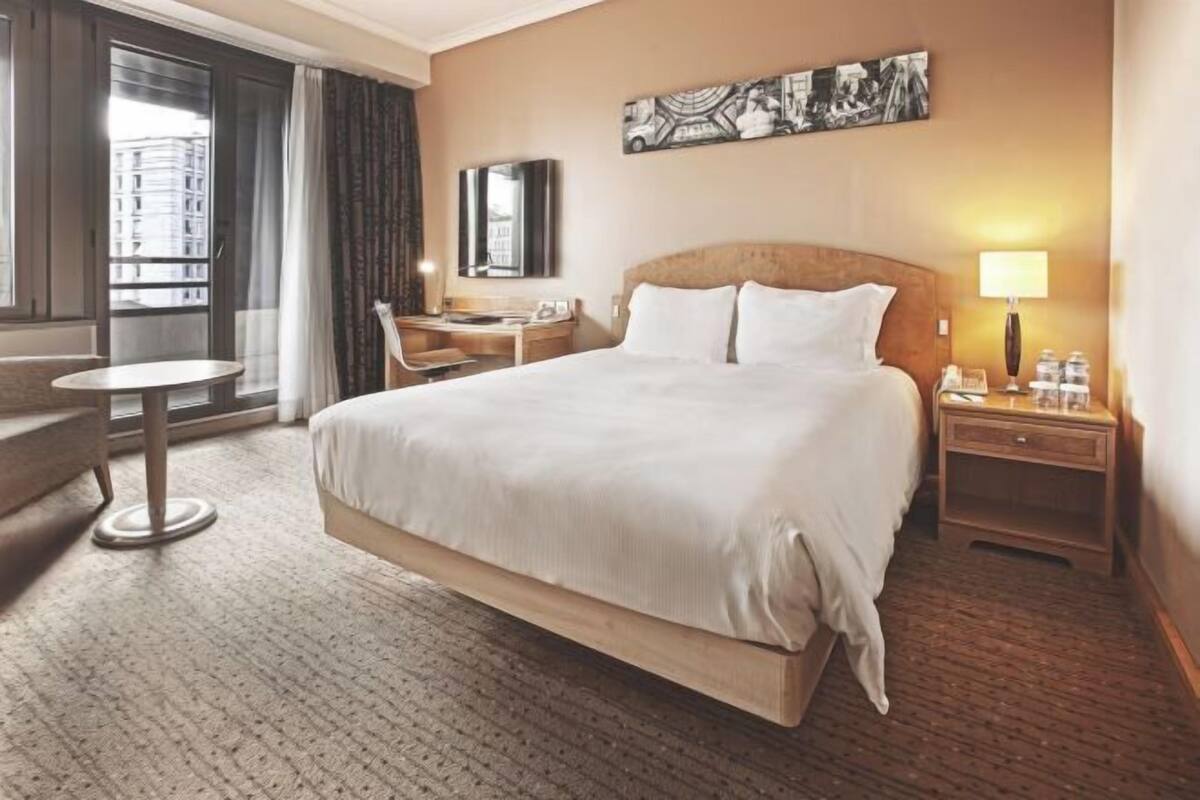 Ropa de cama hipoalergénica, cubrecamas y minibar