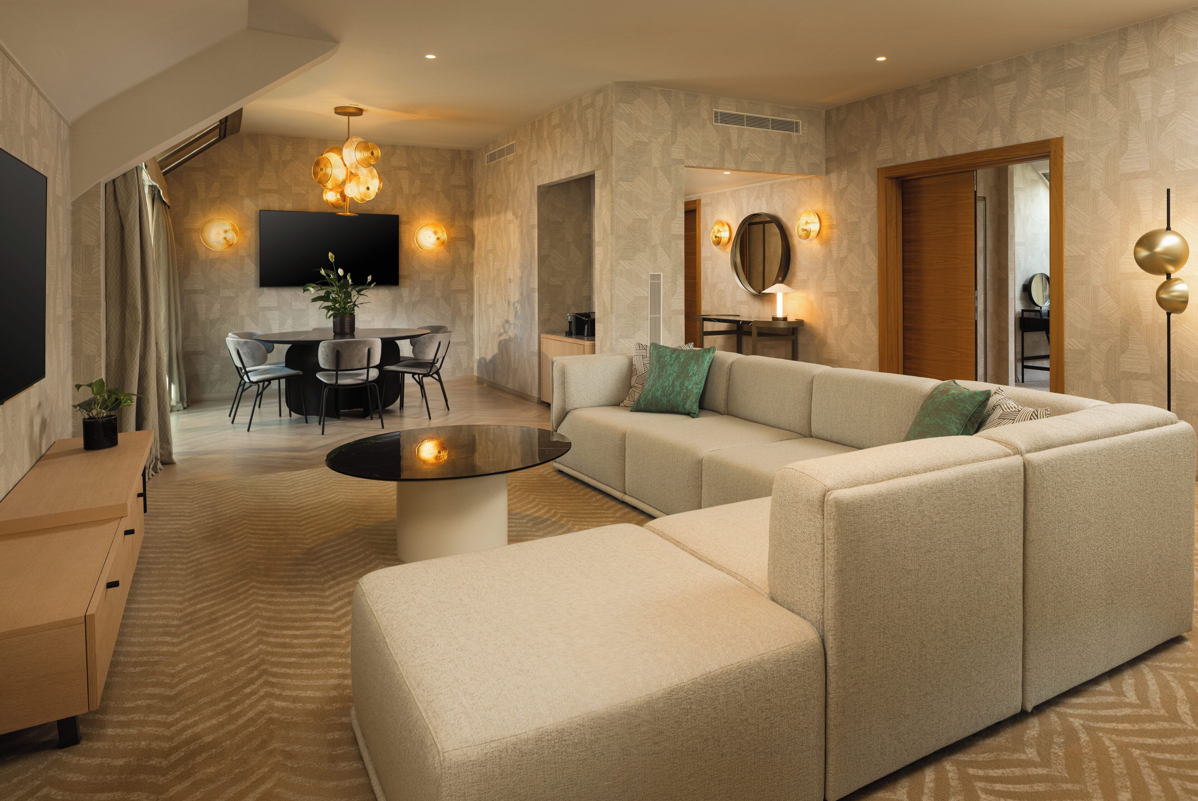 Executive Σουίτα, 1 King Κρεβάτι | Περιοχή καθιστικού | Τηλεόραση 40 ιντσών με δορυφορικά κανάλια