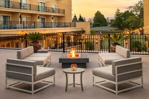 Terrace/patio - Toll House Hotel Los Gatos (Los Gatos)