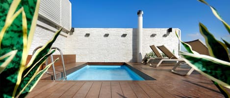 Piscine extérieure (ouverte en saison)