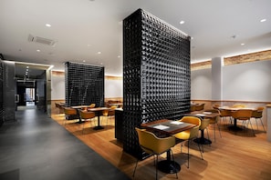 Daily buffet breakfast (EUR 15.40 per person)