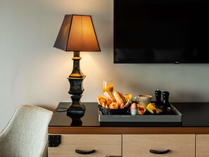 Premium bedding, minibar, in-room safe, desk