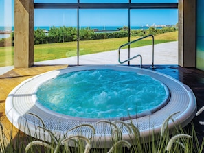 Sauna, hot tub, steam room, Turkish bath, body treatments, hydrotherapy - Côte Ouest Thalasso & Spa Les Sables d'Olonne - MGallery Collection (Les Sables-d'Olonne)