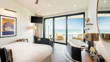 Premium bedding, minibar, in-room safe, desk