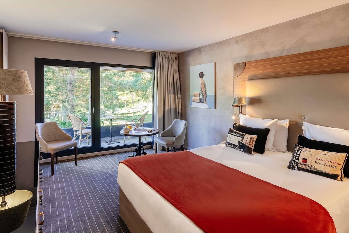 Literie de qualité supérieure, minibar, coffres-forts dans les chambres