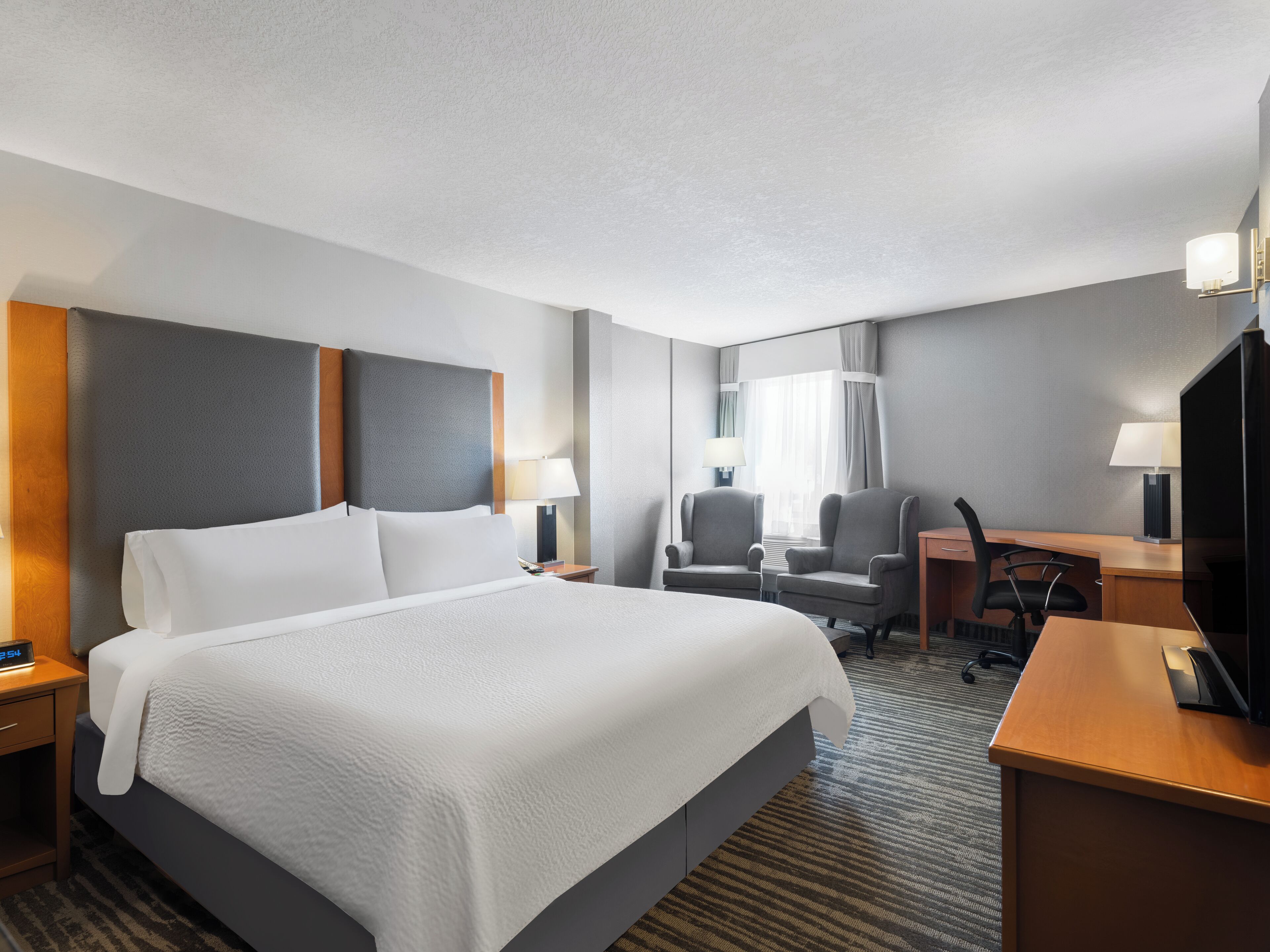 Photo - Holiday Inn Calgary Airport by IHG
