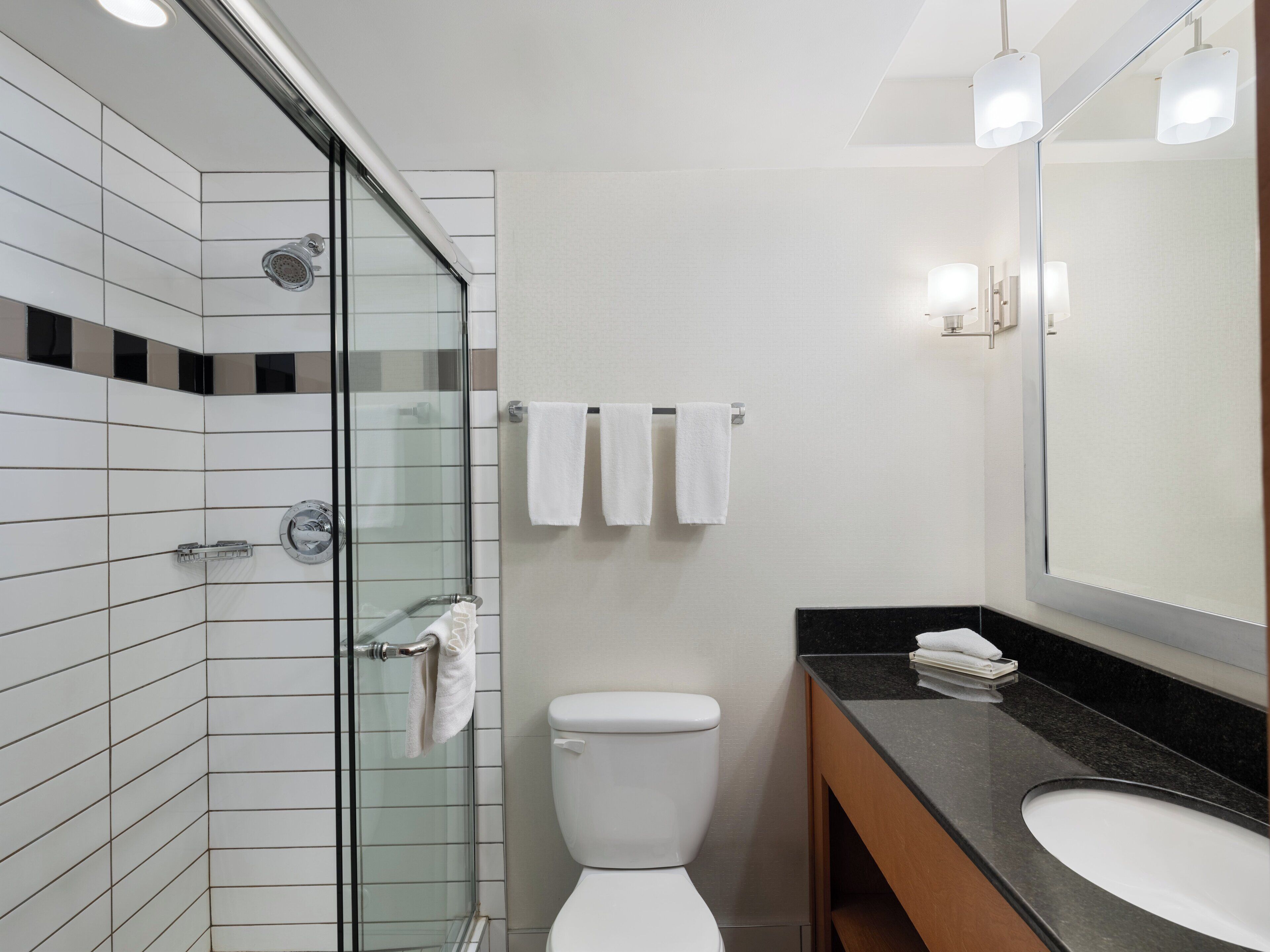 standard room, 1 king bed (top floor) | 1 bedroom, pillow-top beds, desk, blackout curtains