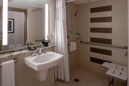 Hyatt Regency Indianapolis - Image 20