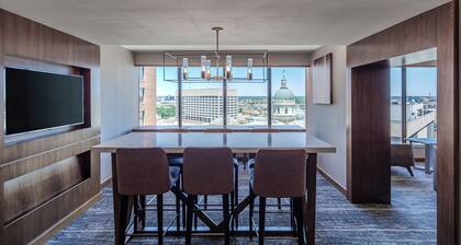 Hyatt Regency Indianapolis