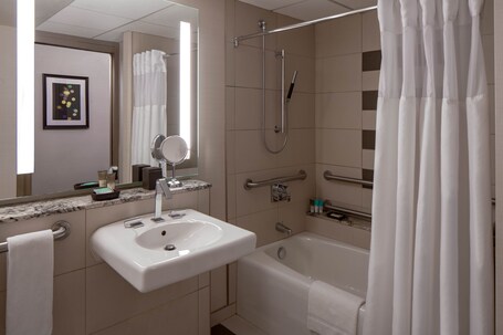 Hyatt Regency Indianapolis - Image 36