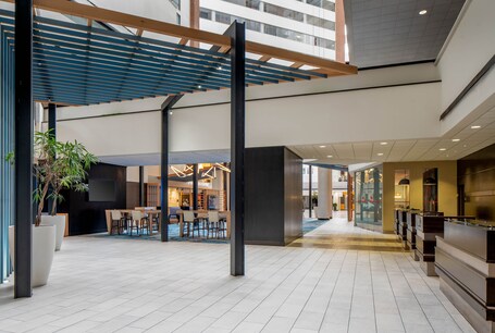 Hyatt Regency Indianapolis - Image 17