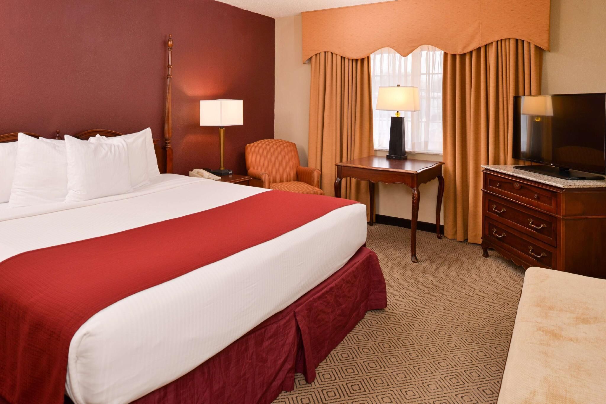 In-room safe, desk, laptop workspace, blackout drapes