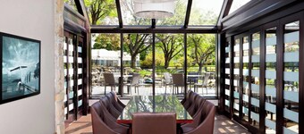 Sheraton Montreal Airport Hotel