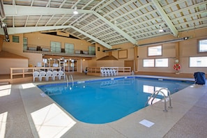 Indoor pool - Best Western Summit Inn (Niagara Falls)