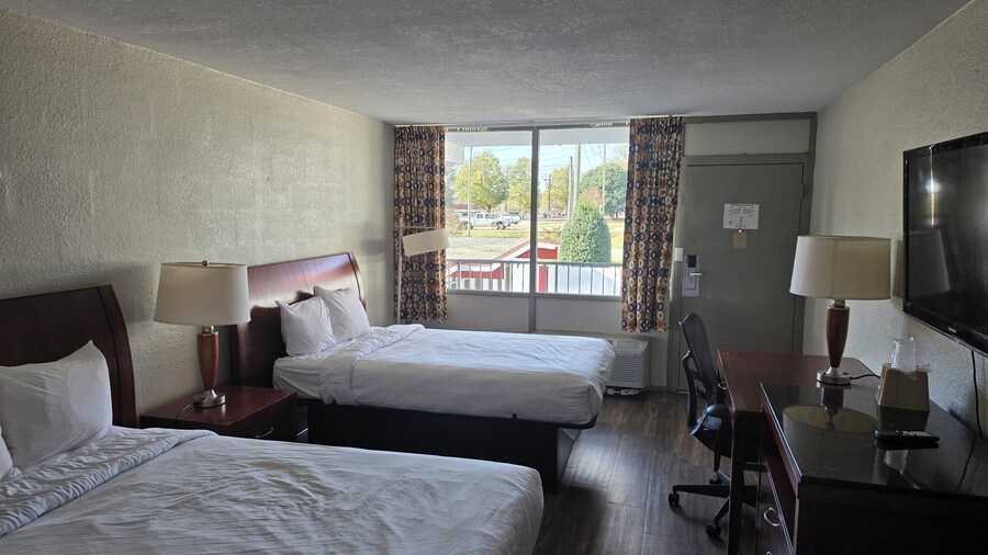 Motel 6 Raleigh, NC – Downtown South