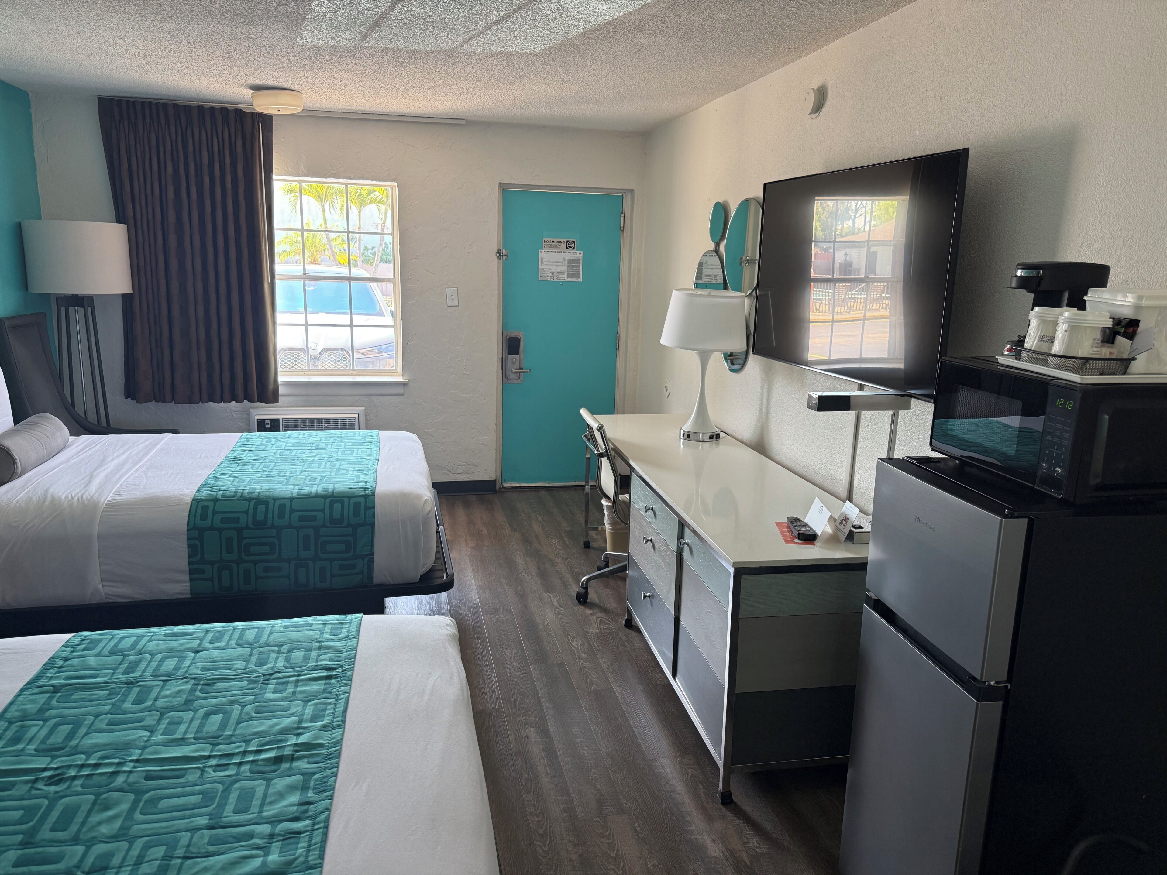 In-room safe, desk, iron/ironing board, rollaway beds