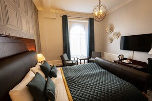 Executive-Doppelzimmer | Schreibtisch, Bügeleisen/Bügelbrett, kostenloses WLAN, Bettwäsche
