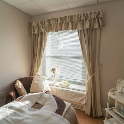 Sauna, hammam, soins corporels, massages des tissus profonds