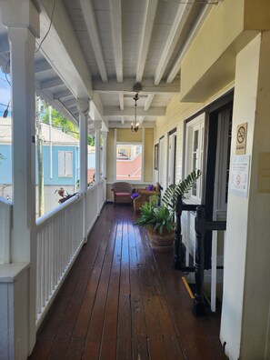 Terrace/patio - Club Comanche Hotel, St. Croix (Christiansted)